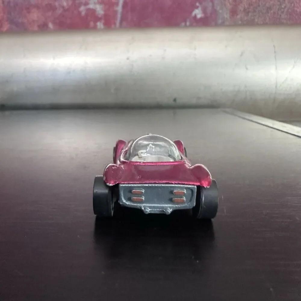 Vintage 1968 Hot Wheels Redline BEATNIK BANDIT Pink Rose USA White Interior